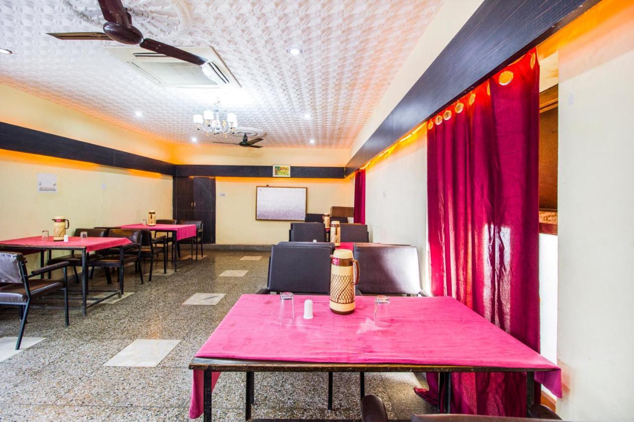 Fabhotel Damanis Ashok Nagar Udaipur Buitenkant foto